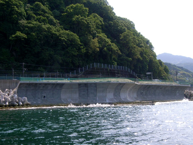 大分10号　高崎山地区道路改良の写真